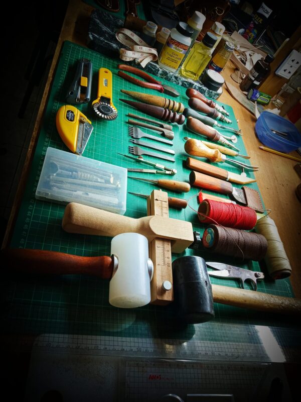 Leathercrafting workshop - Image 9